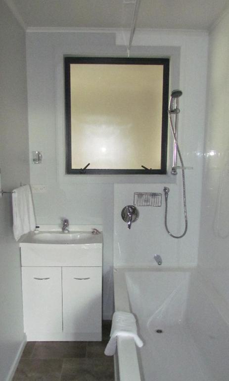 Birchwood Cottages Те-Анау Номер фото