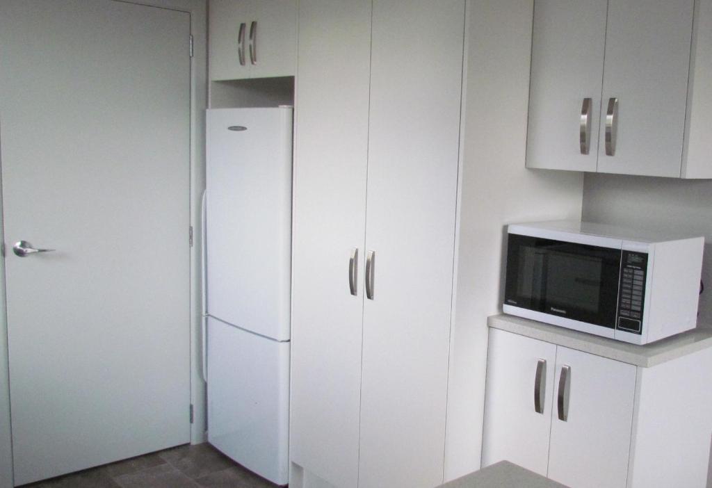 Birchwood Cottages Те-Анау Номер фото